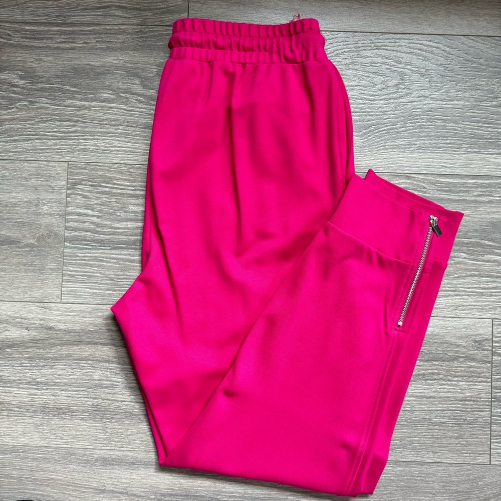 Bar III Woman’s Fuchsia Elastic Waist Pants Size L Excellent Condition